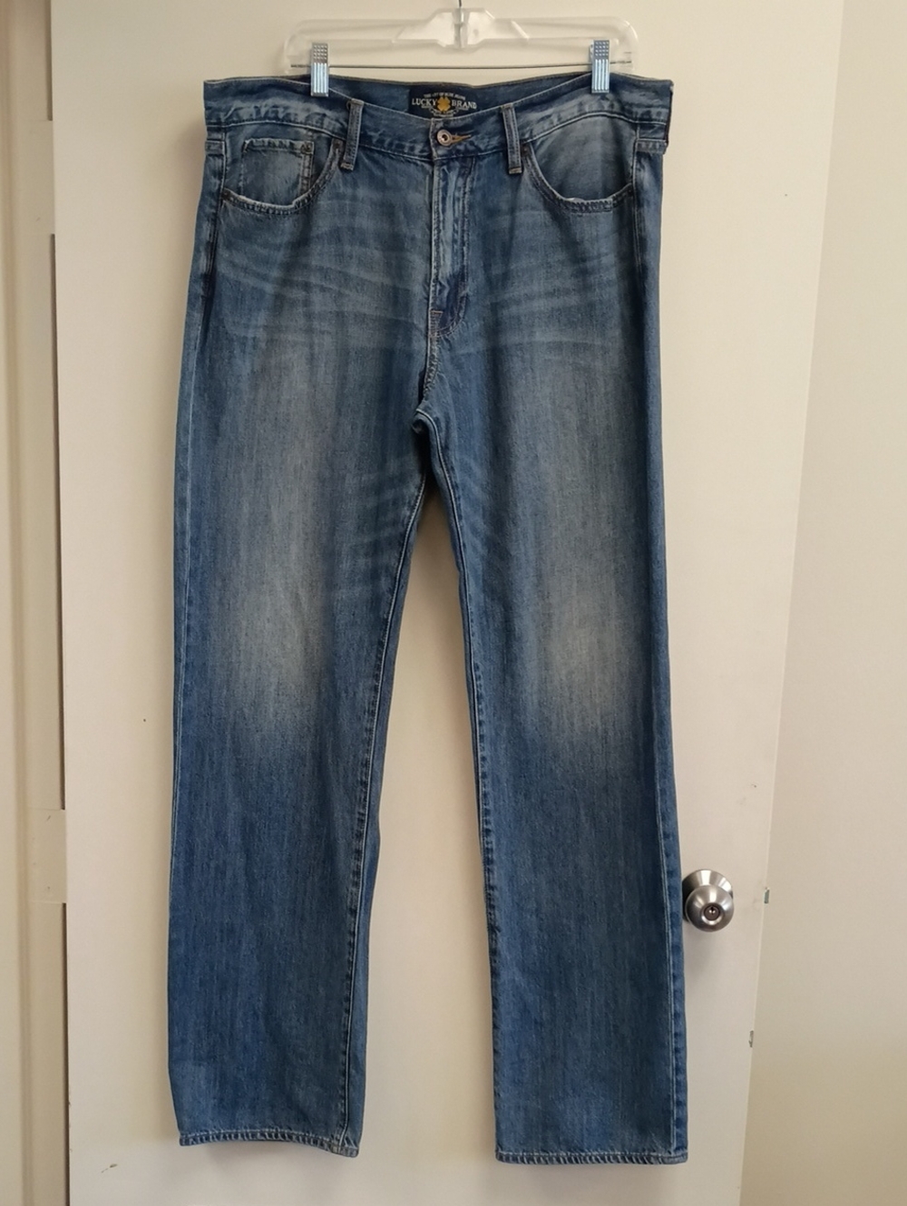 Lucky Brand 361 Vintage Straight Jeans 36x34